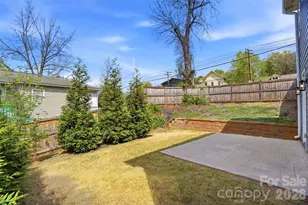 302 Lima Ave, Charlotte, NC 28208 - Photo 31