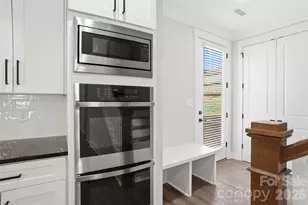 302 Lima Ave, Charlotte, NC 28208 - Photo 11