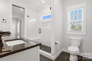 302 Lima Ave, Charlotte, NC 28208 - Photo 23