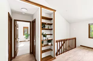 4 Zachary Ridge Rd, Asheville, NC 28804 - Photo 11