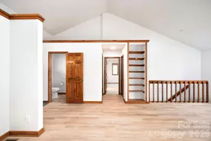 4 Zachary Ridge Rd, Asheville, NC 28804 - Photo 15