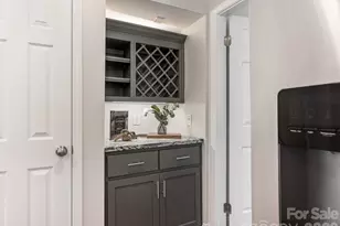 6706 Brynwood Dr, Charlotte, NC 28220 - Photo 13