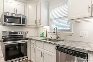 6706 Brynwood Dr, Charlotte, NC 28220 - Photo 11