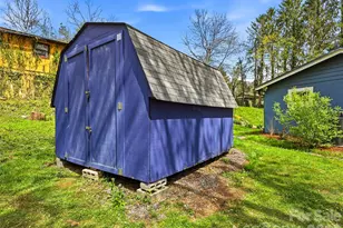 33 Kilpatrick St, Brevard, NC 28712 - Photo 35