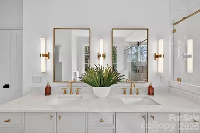 914 Edinburgh Lane, Charlotte, NC 28209 - Photo 23