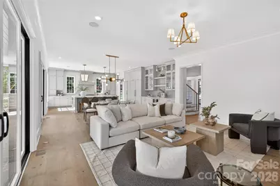 914 Edinburgh Lane, Charlotte, NC 28209 - Photo 7