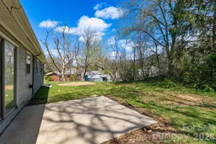 380 Woodland Church Rd, Clyde, NC 28721 - Photo 19