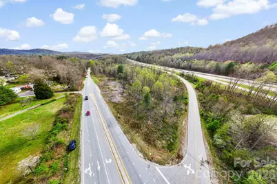 110 Laurel Acres Lane, Flat Rock, NC 28731 - Photo 11