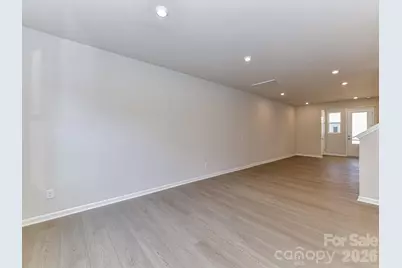 3041 Hutton Gardens Lane, Charlotte, NC 28269 - Photo 5