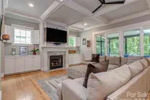 14124 Shelburne Vlg Dr, Charlotte, NC 28278 - Photo 11