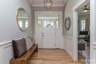 14124 Shelburne Vlg Dr, Charlotte, NC 28278 - Photo 5