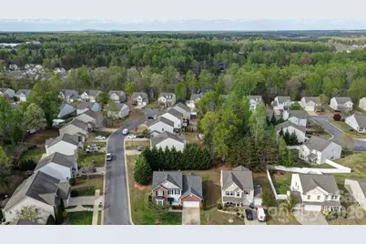 2001 Lake Vista Drive, Mount Holly, NC 28120 - Photo 25