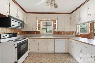 4108 Terry Terrace, Matthews, NC 28105 - Photo 7