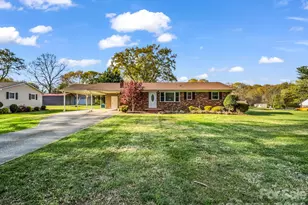 913 Webb Rd, Ellenboro, NC 28040 - Photo 1