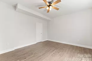 13701 Petworth Ct, Charlotte, NC 28278 - Photo 39