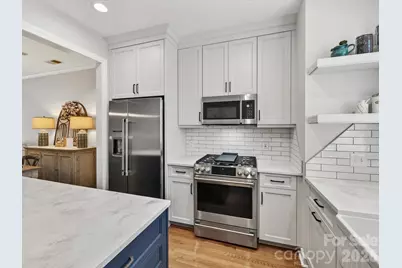 4916 S Hill View Drive, Charlotte, NC 28210 - Photo 9