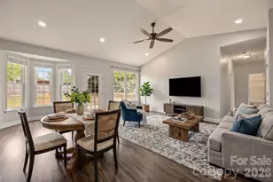 3029 Fallswood Dr, Gastonia, NC 28052 - Photo 5