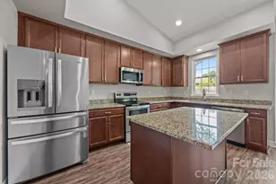 3029 Fallswood Dr, Gastonia, NC 28052 - Photo 9