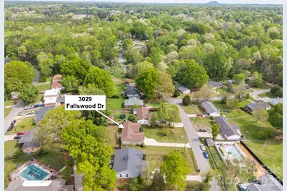 3029 Fallswood Drive, Gastonia, NC 28052 - Photo 3