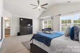 9528 Weikert Rd, Charlotte, NC 28215 - Photo 21