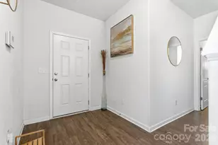 9528 Weikert Rd, Charlotte, NC 28215 - Photo 3