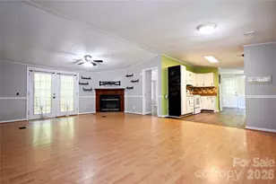 1415 Smith Woods Ln, Hickory Grove, SC 29717 - Photo 7