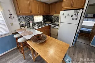 116 Clubhouse Dr Ext, New London, NC 28127 - Photo 11