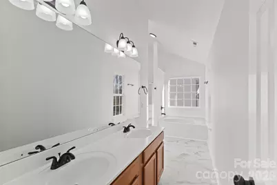 2440 Reid Oaks Drive, Charlotte, NC 28208 - Photo 7