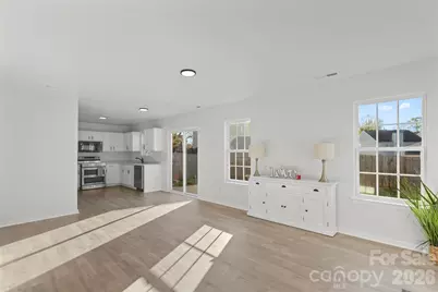 2440 Reid Oaks Drive, Charlotte, NC 28208 - Photo 9