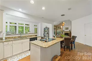 7900 Wilby Hollow Dr, Charlotte, NC 28270 - Photo 7