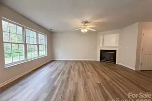 2312 Meadecroft Rd, Charlotte, NC 28214 - Photo 3