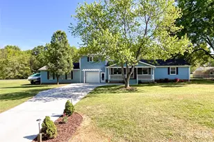 324 Picketts Cir, Indian Trail, NC 28079 - Photo 1