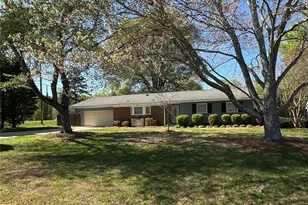 1803 Overhill Dr, Monroe, NC 28110 - Photo 3