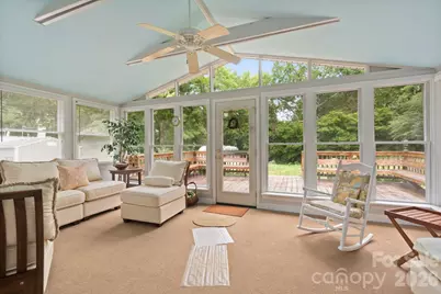 4215 Chelmsford Road, Charlotte, NC 28211 - Photo 19