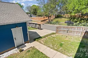 1521 Seigle Ave, Charlotte, NC 28205 - Photo 11