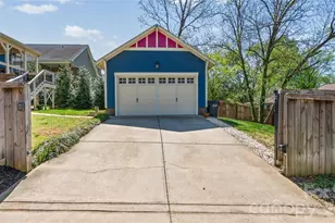 1521 Seigle Ave, Charlotte, NC 28205 - Photo 9