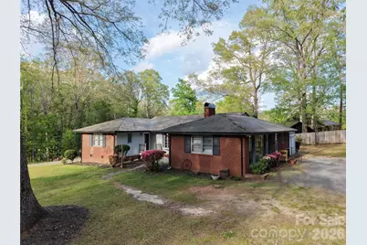 303 Breslin Street, Wadesboro, NC 28170 - Photo 3