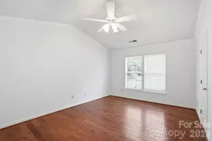 5519 Haybridge Rd, Charlotte, NC 28269 - Photo 23