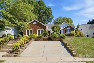 5519 Haybridge Rd, Charlotte, NC 28269 - Photo 9