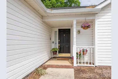 5519 Haybridge Road, Charlotte, NC 28269 - Photo 3