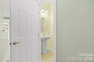 9548 Birkwood Ct, Charlotte, NC 28278 - Photo 11