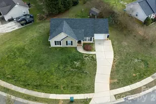 122 Addison Pl, Troutman, NC 28166 - Photo 3