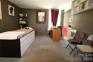 3931 Irvington Dr, Charlotte, NC 28205 - Photo 21