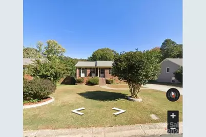 3931 Irvington Drive, Charlotte, NC 28205 - Photo 3