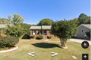 3931 Irvington Dr, Charlotte, NC 28205 - Photo 3