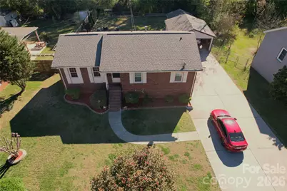 3931 Irvington Drive, Charlotte, NC 28205 - Photo 1