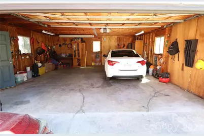 3931 Irvington Drive, Charlotte, NC 28205 - Photo 31