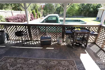 3931 Irvington Drive, Charlotte, NC 28205 - Photo 25