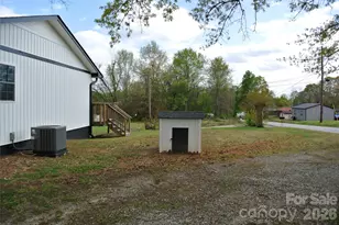 123 Moore Rd, Ellenboro, NC 28040 - Photo 9