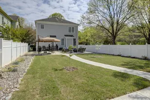 1305 Barnett Woods Crossing, Fort Mill, SC 29708 - Photo 15